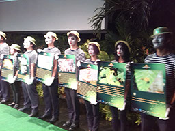 Mime Artist for Hire Singapore, mime Singapore, Le Mimic,Mime acts Singapore, Mime for hire Singapore, Mime Artists Singapore, 